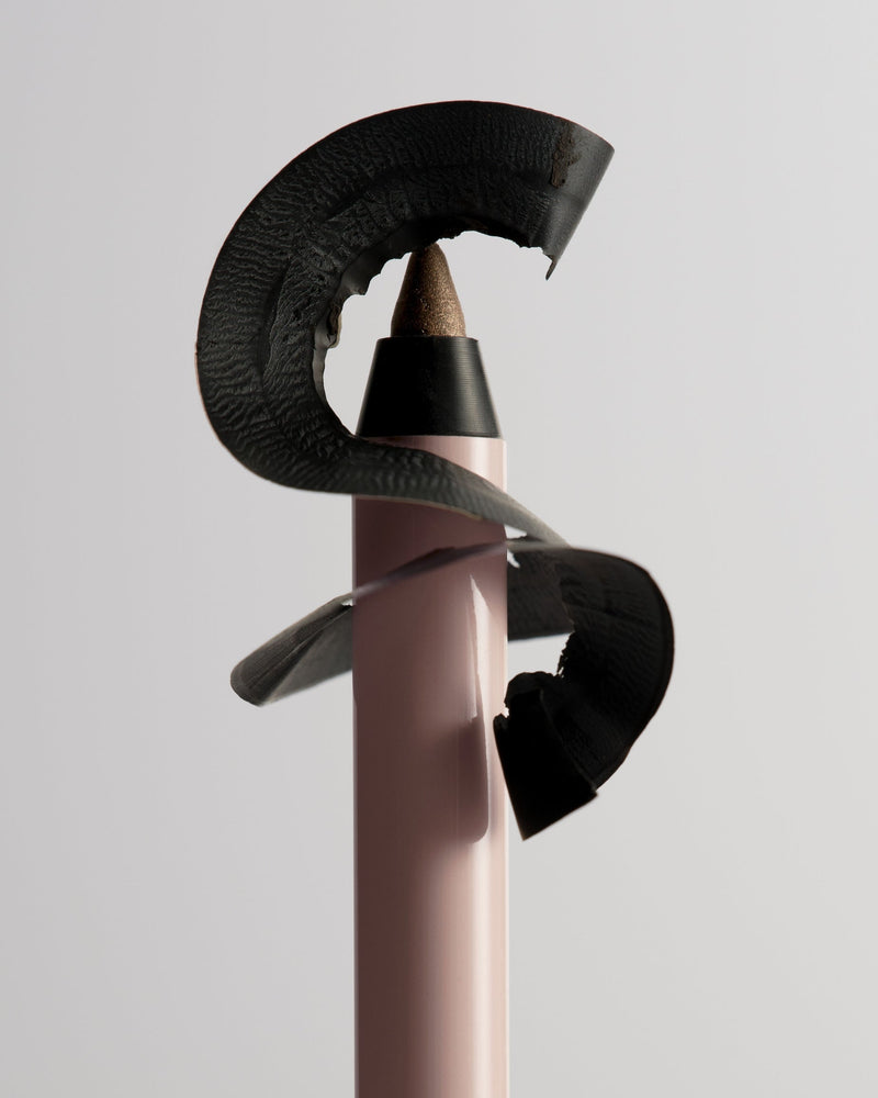 ILIA Introduces Thru Line Waterproof Eyeliner